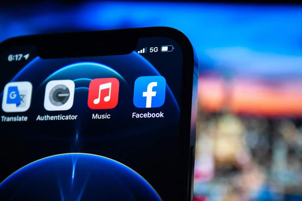 Phone with Apps 