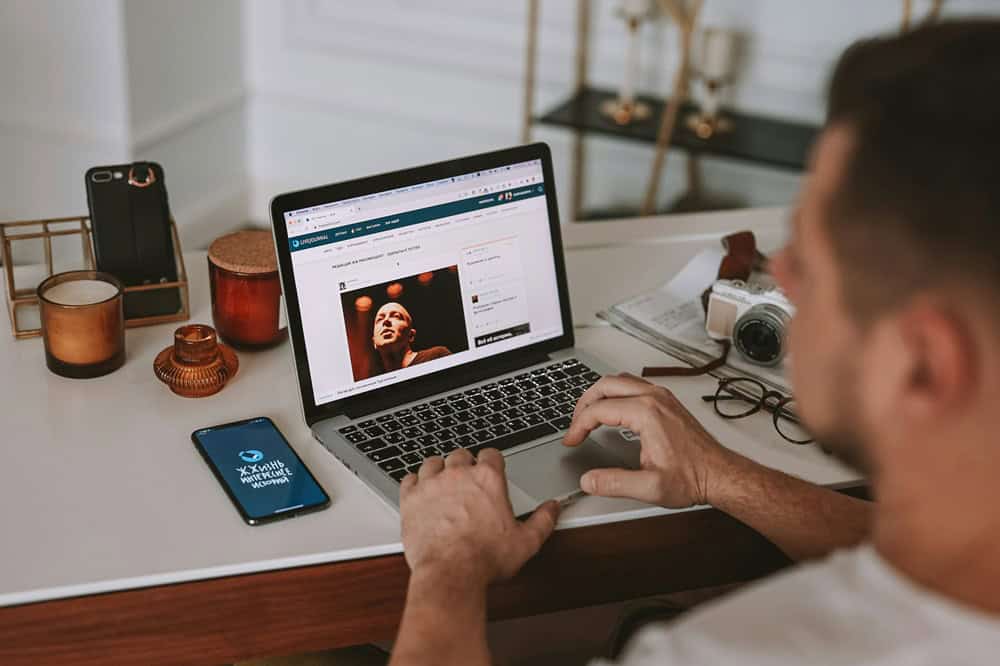 Man with laptop